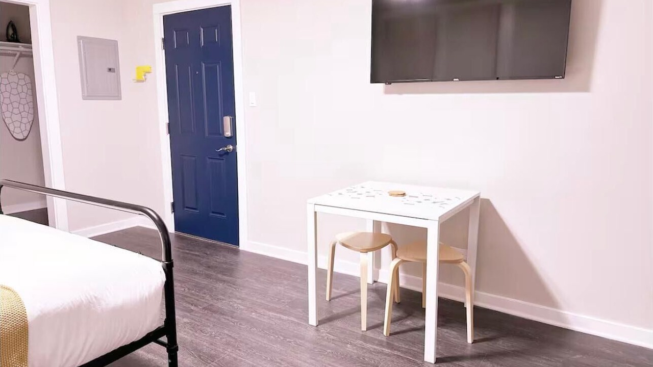 Photo of Bedroom in Rogers Park