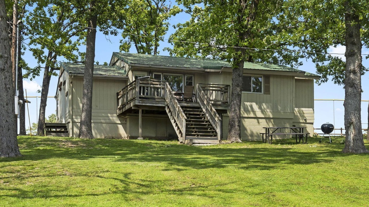 Photo of Outdoor in Branson West