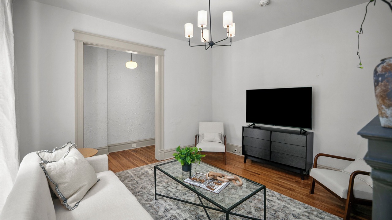 Photo of Livingroom in Shaw