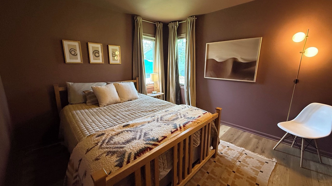 Photo of Bedroom in Delavan Lake