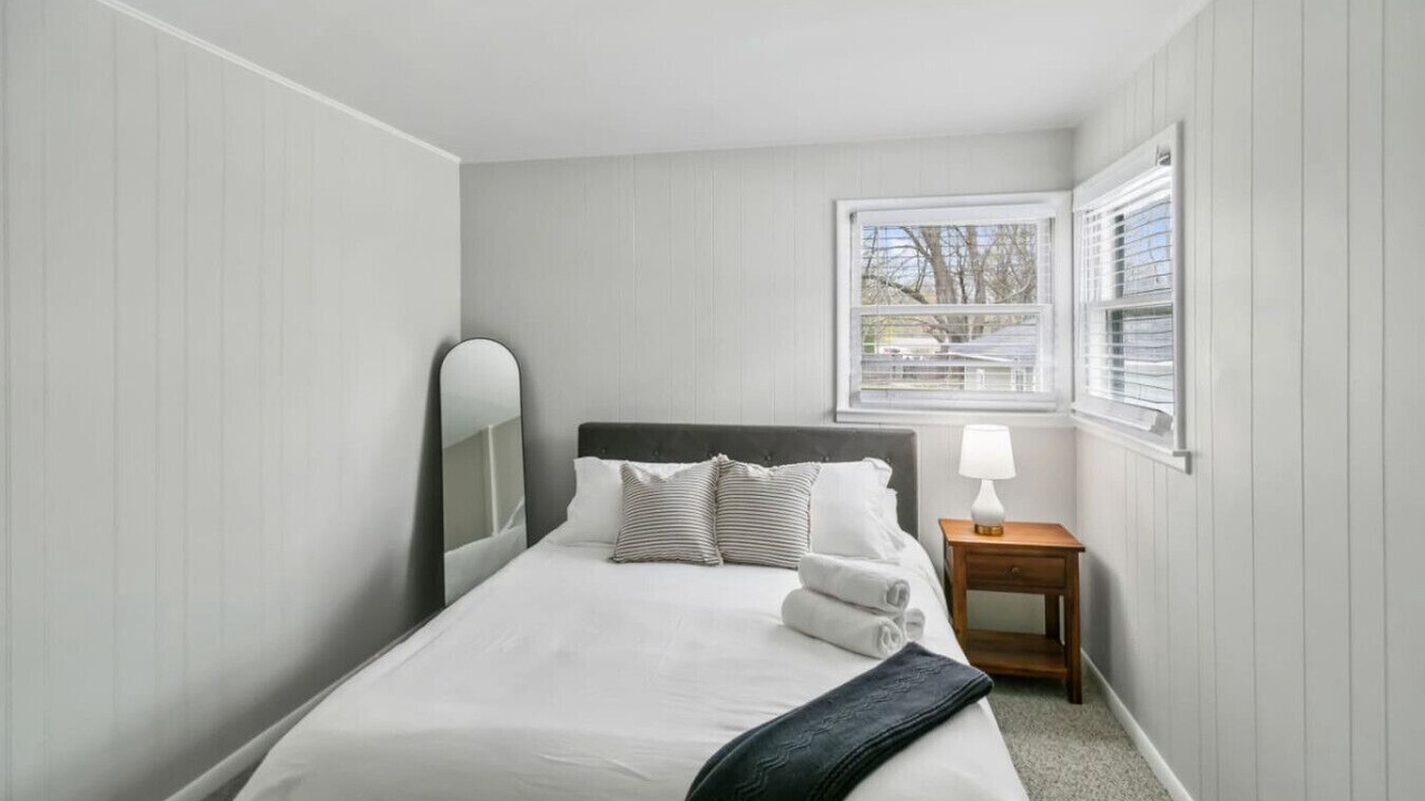 Photo of Bedroom in Libertyville