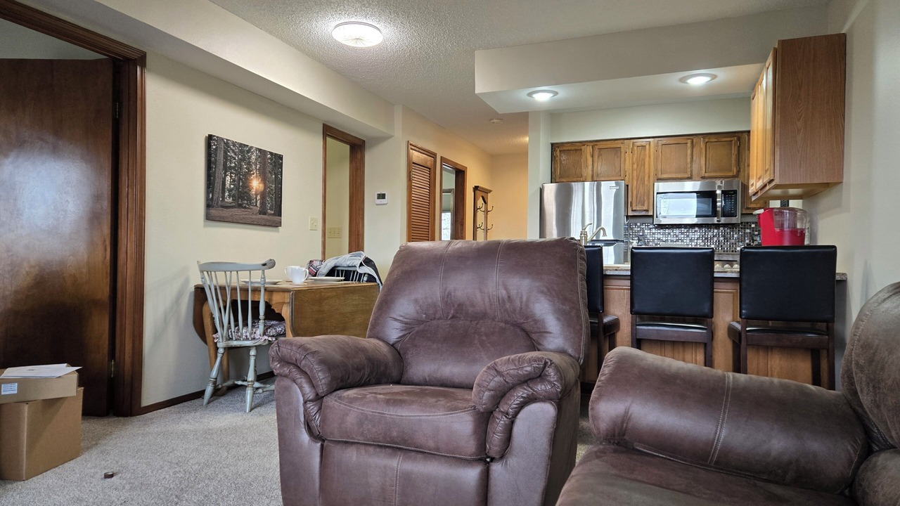 Photo of Others in Notch Estates