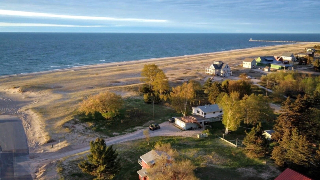 Photo of Others in Grand Marais