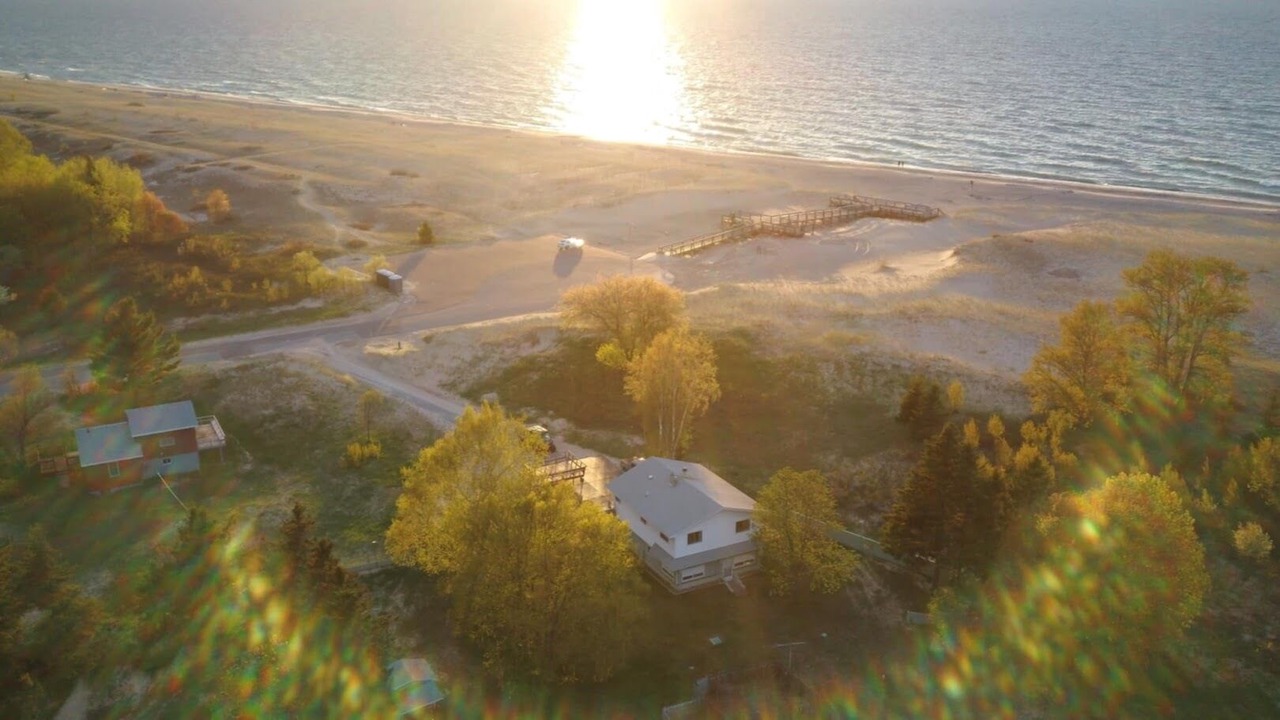 Photo of Others in Grand Marais