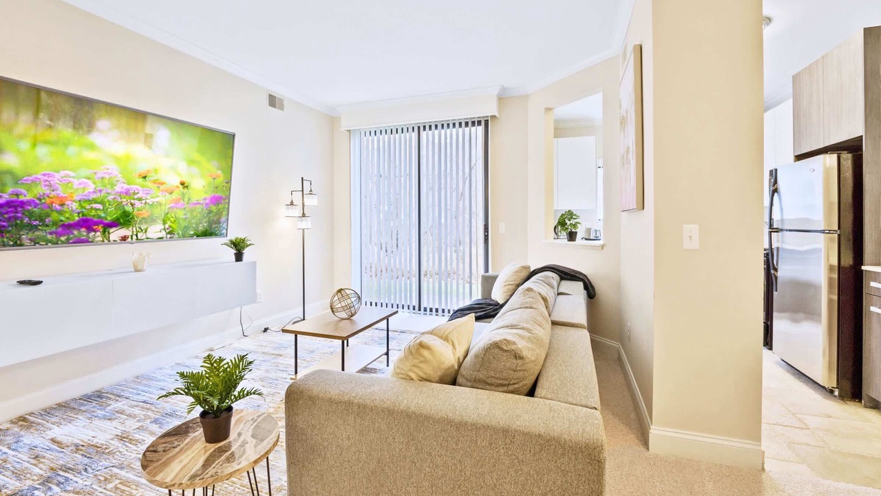 Photo of Livingroom in Novi