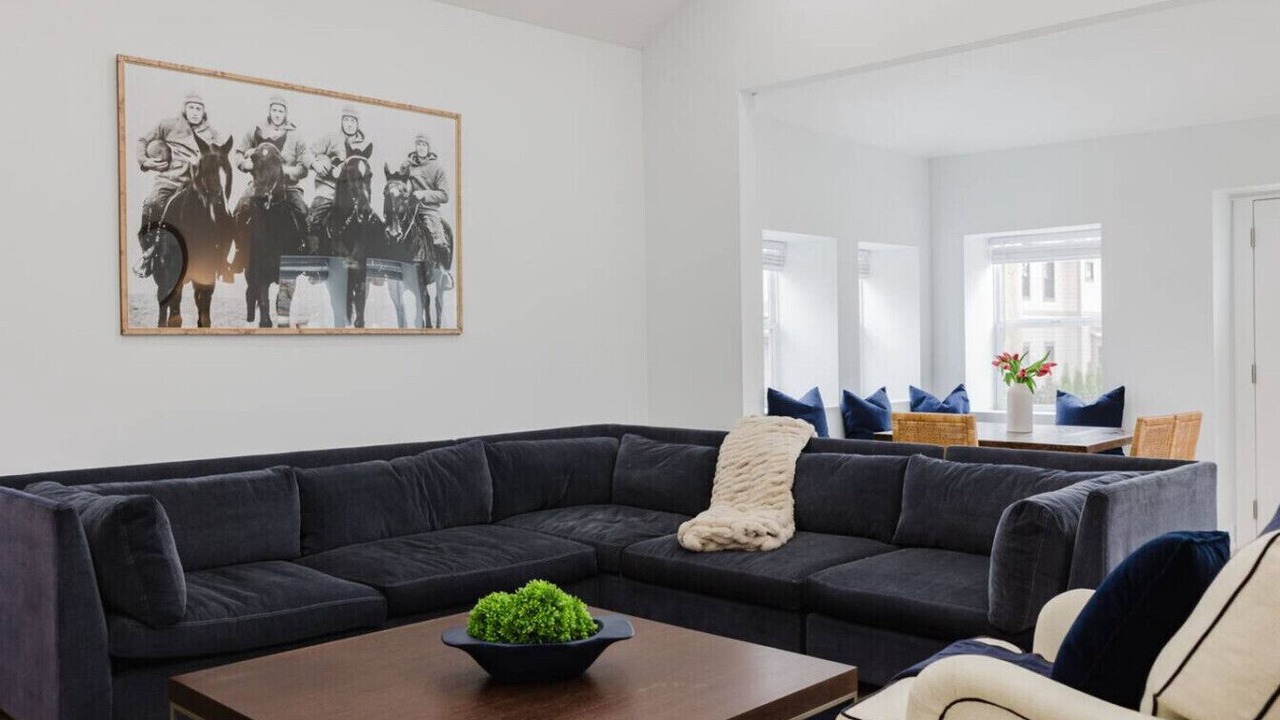 Photo of Livingroom in Northeast South Bend