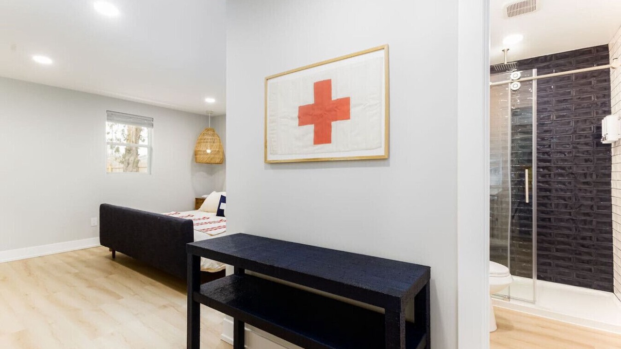 Photo of Bedroom in Northeast South Bend