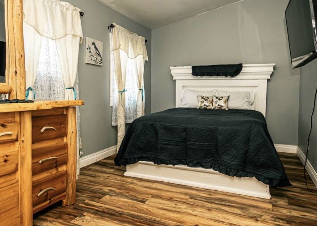 Photo of Bedroom in Escanaba