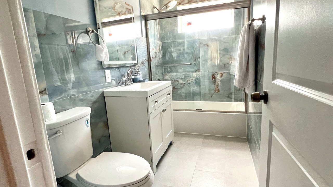 Photo of Bathroom in West Ridge