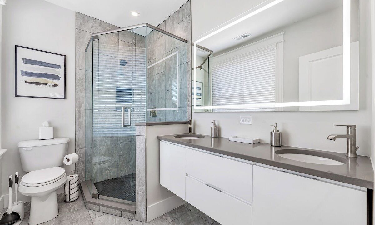Photo of Bathroom in Walnut Hills