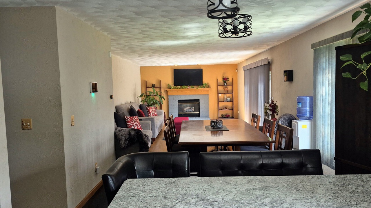 Photo of Bedroom in Battle Creek