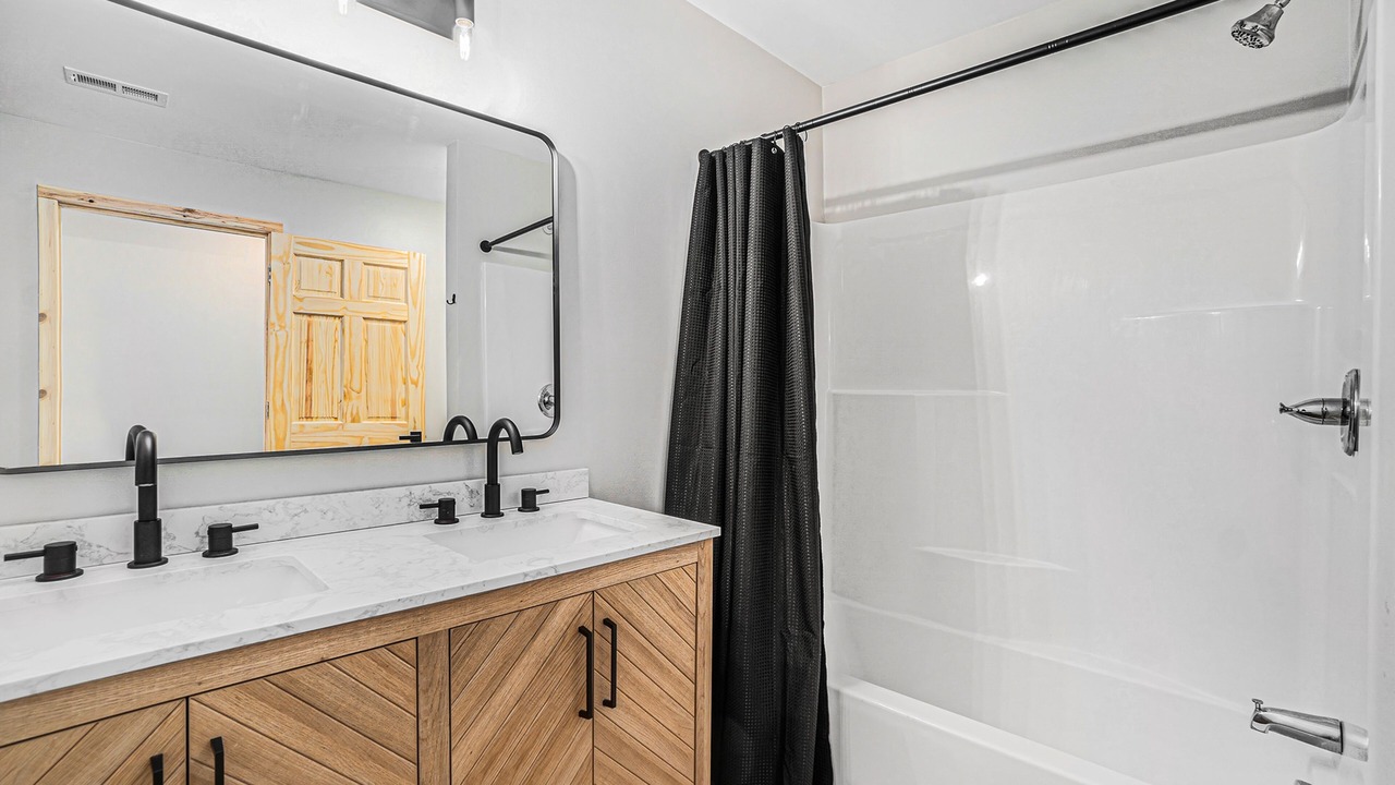Photo of Bathroom in Lewiston