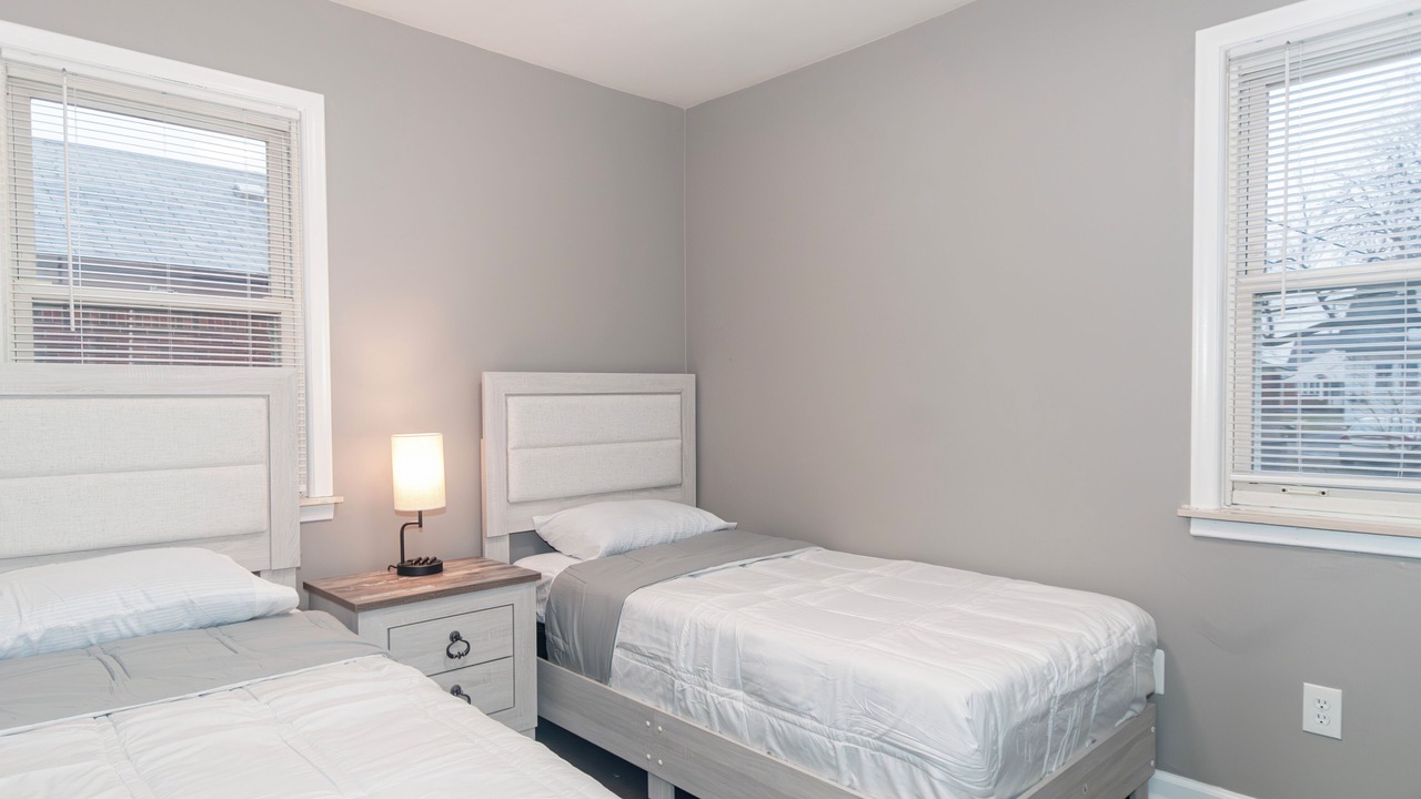 Photo of Bedroom in Allen Park