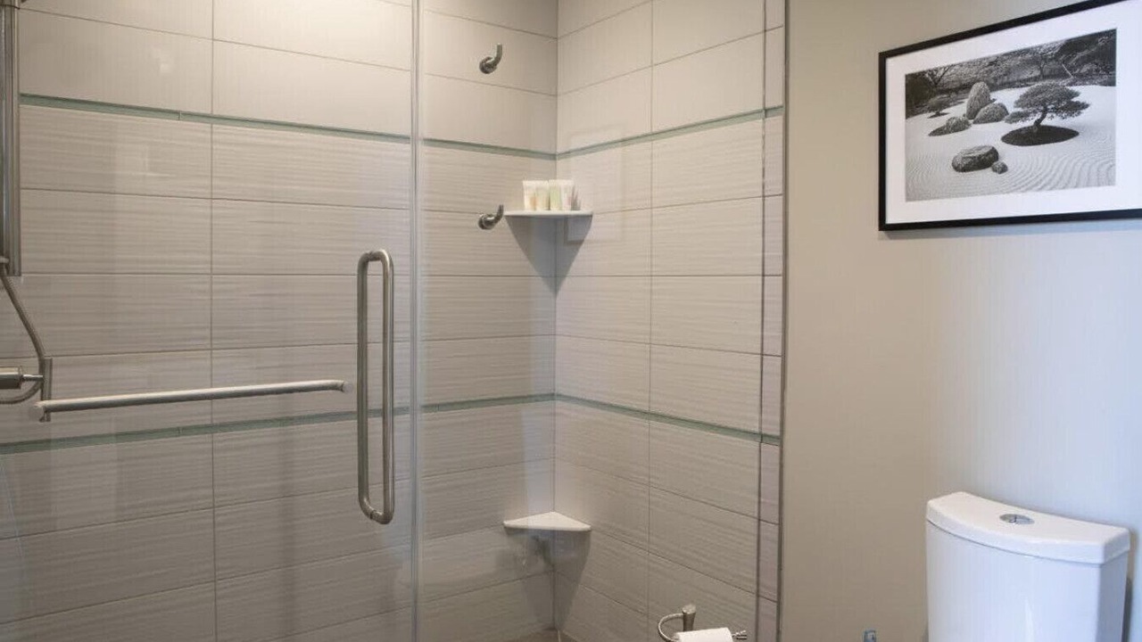Photo of Bathroom in East Town
