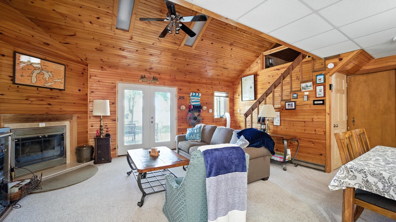 Photo of Livingroom in Wolverine