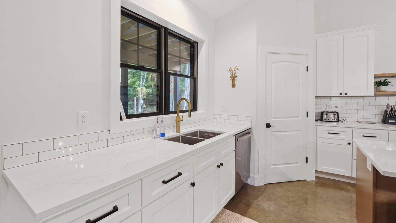 Photo of Kitchen in Cedar