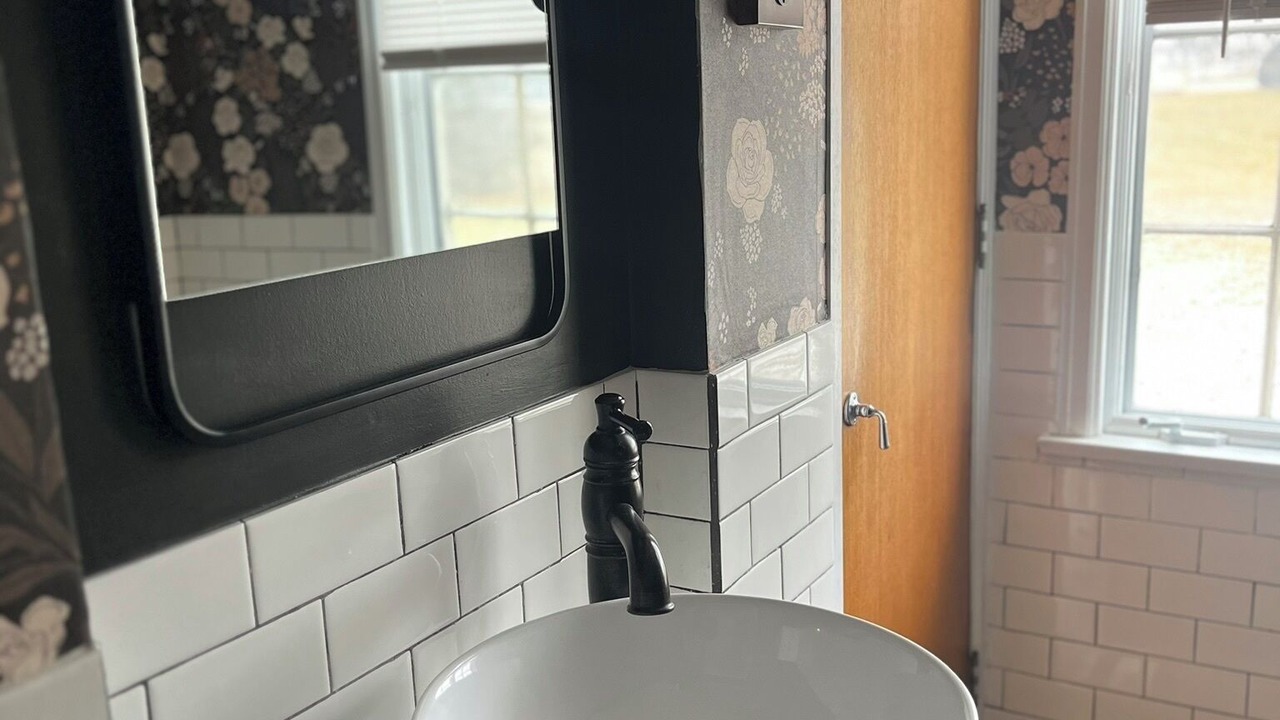 Photo of Bathroom in Adrian