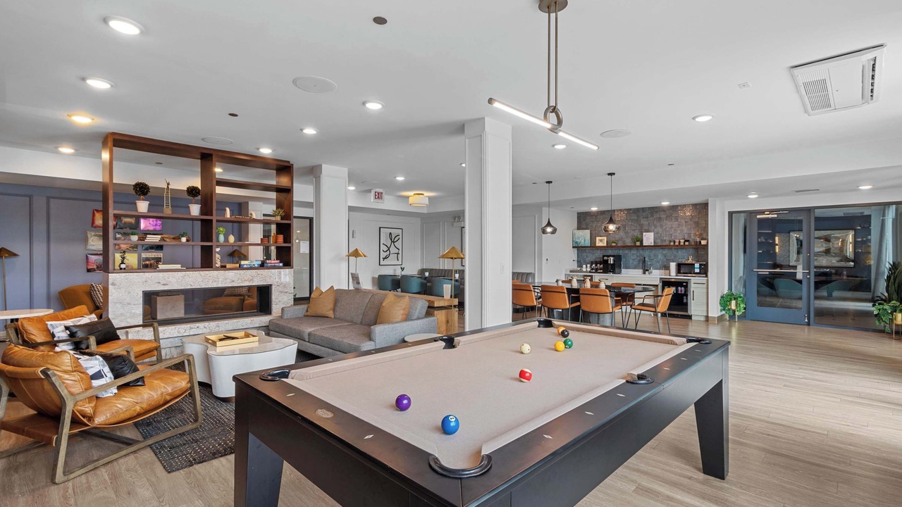Photo of Livingroom in Palmer Square