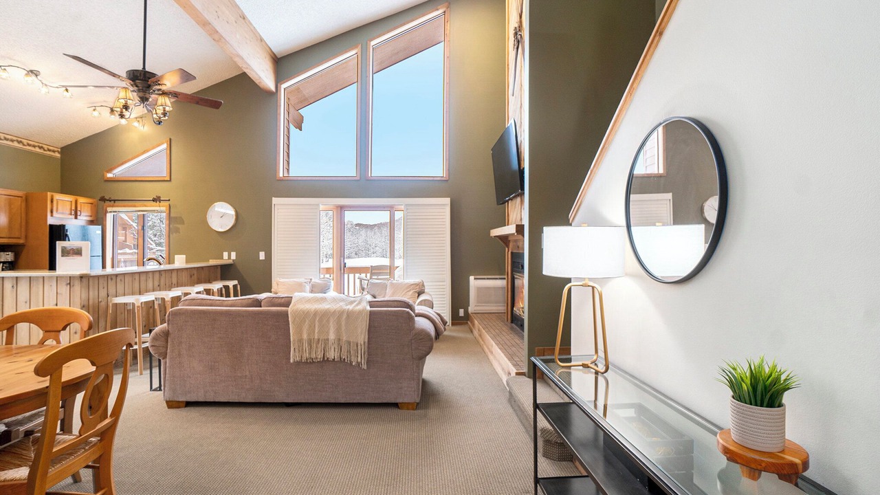 Photo of Livingroom in Mancelona