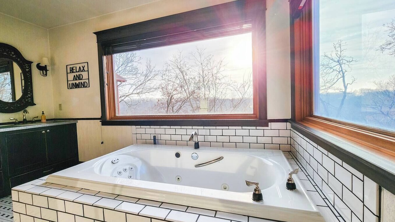 Photo of Bathroom in The Galena Territory