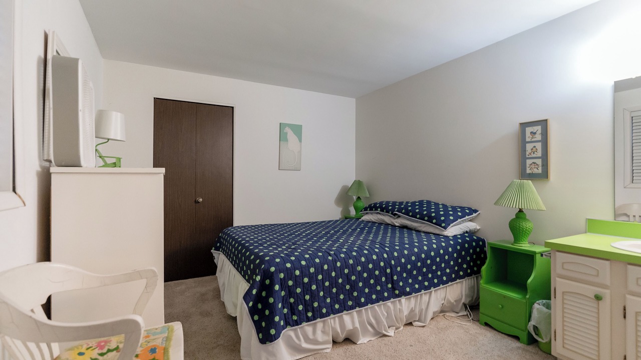 Photo of Bedroom in Spring Lake