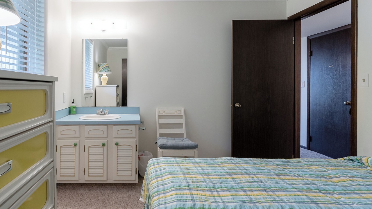 Photo of Bedroom in Spring Lake