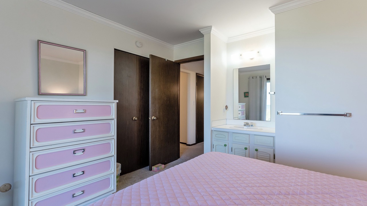 Photo of Bedroom in Spring Lake
