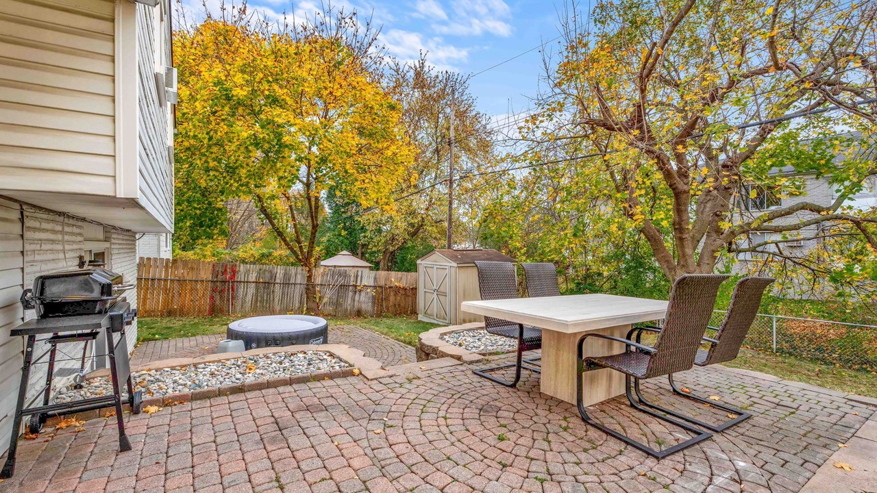 Photo of Outdoor in Auburn Hills