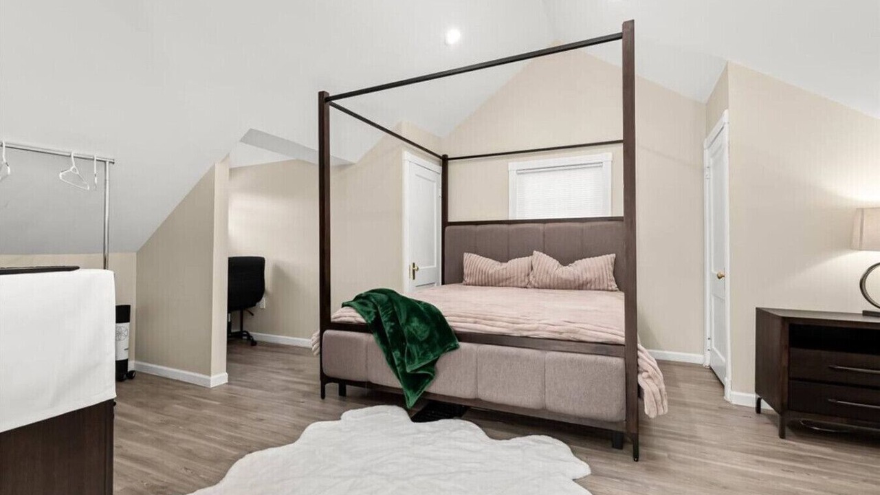 Photo of Bedroom in Dearborn
