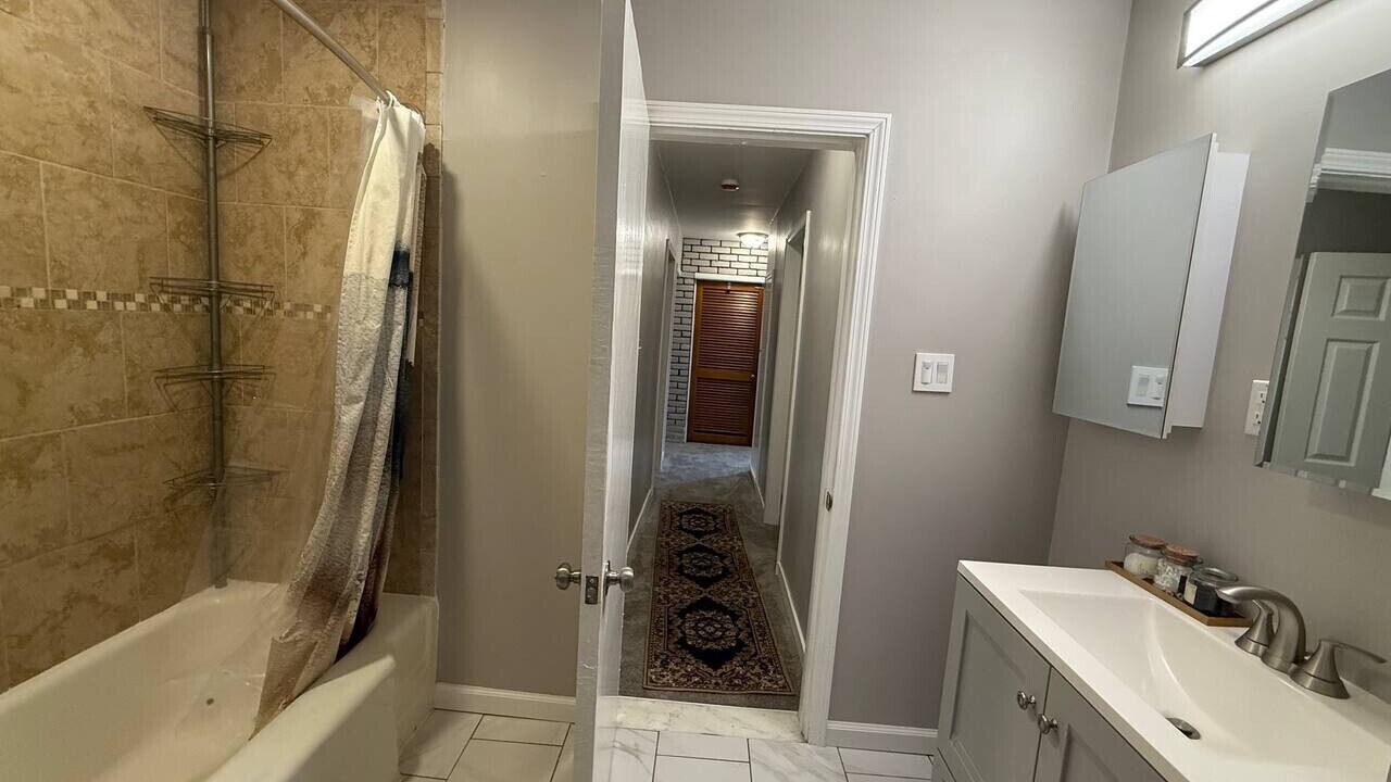 Photo of Bathroom in Allen Park