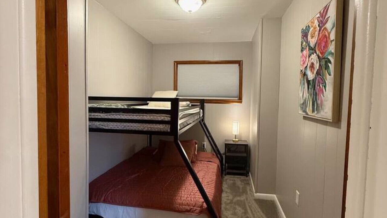 Photo of Bedroom in Allen Park