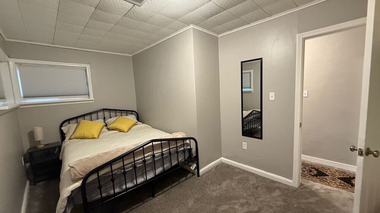 Photo of Bedroom in Allen Park