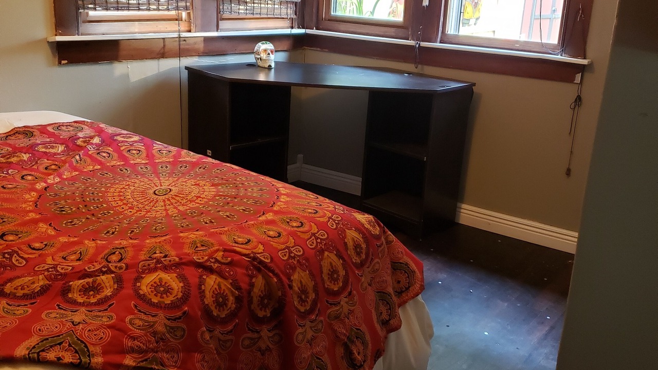 Photo of Bedroom in Norton Shores