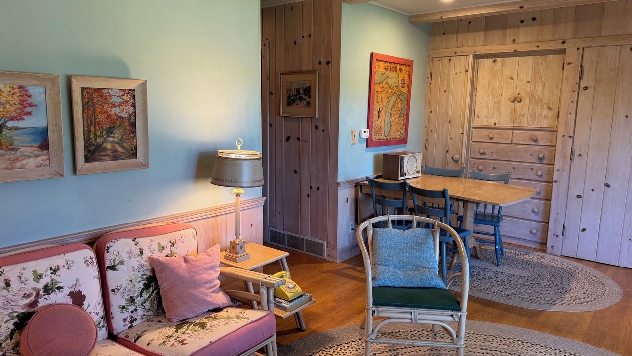 Photo of Livingroom in Lake Leelanau