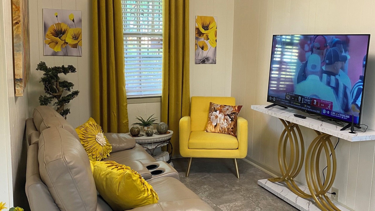 Photo of Livingroom in Highlands - Perkins