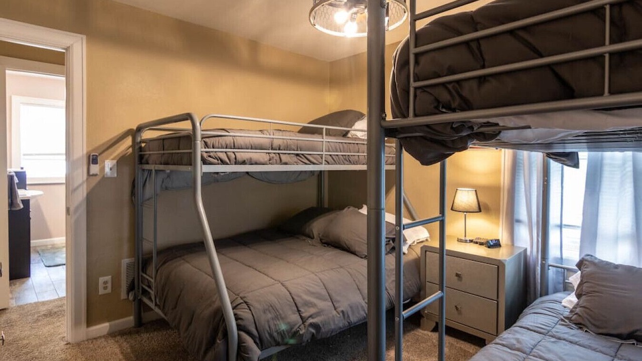Photo of Bedroom in Highland Park