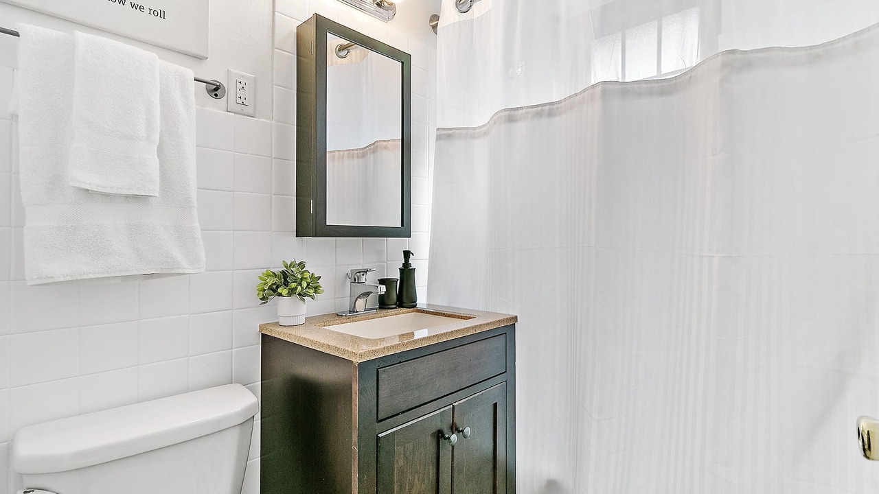 Photo of Bathroom in Hyde Park