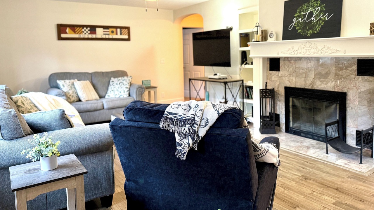Photo of Livingroom in Boyne City