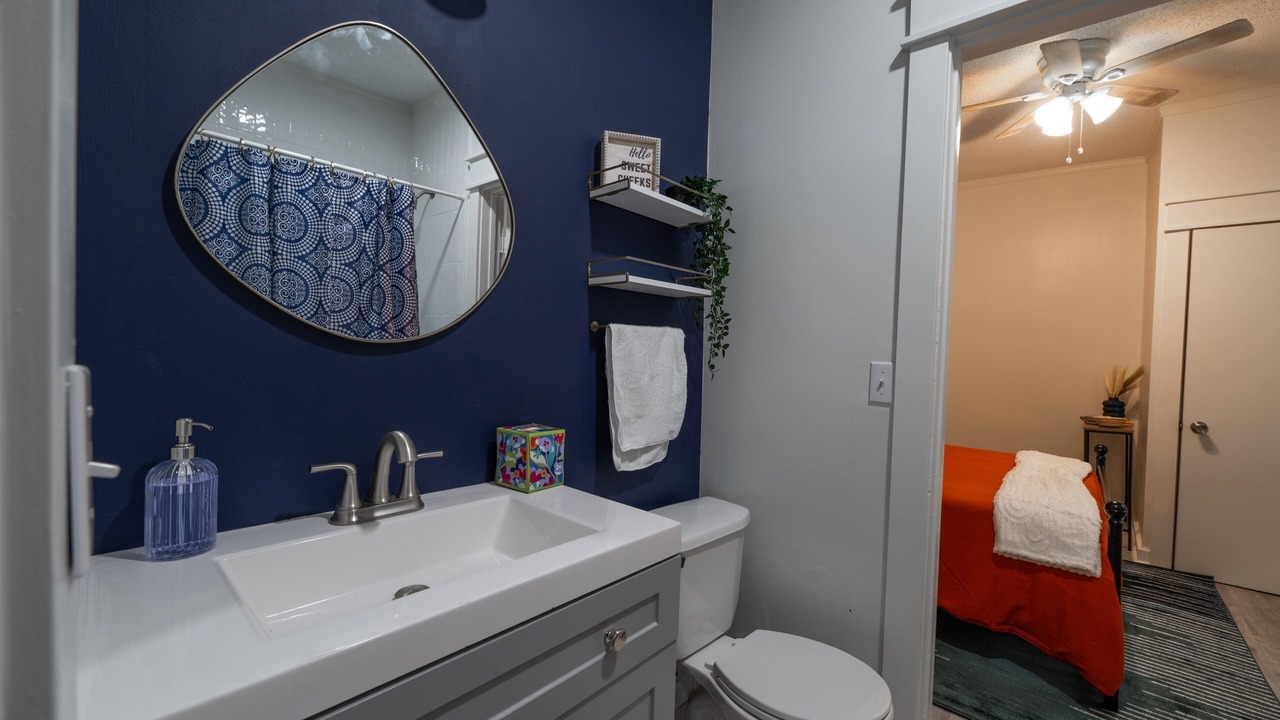 Photo of Bathroom in Midtown