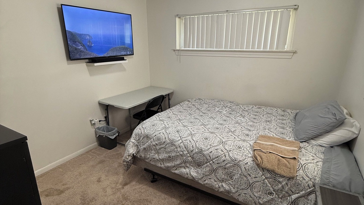 Photo of Bedroom in Southfield