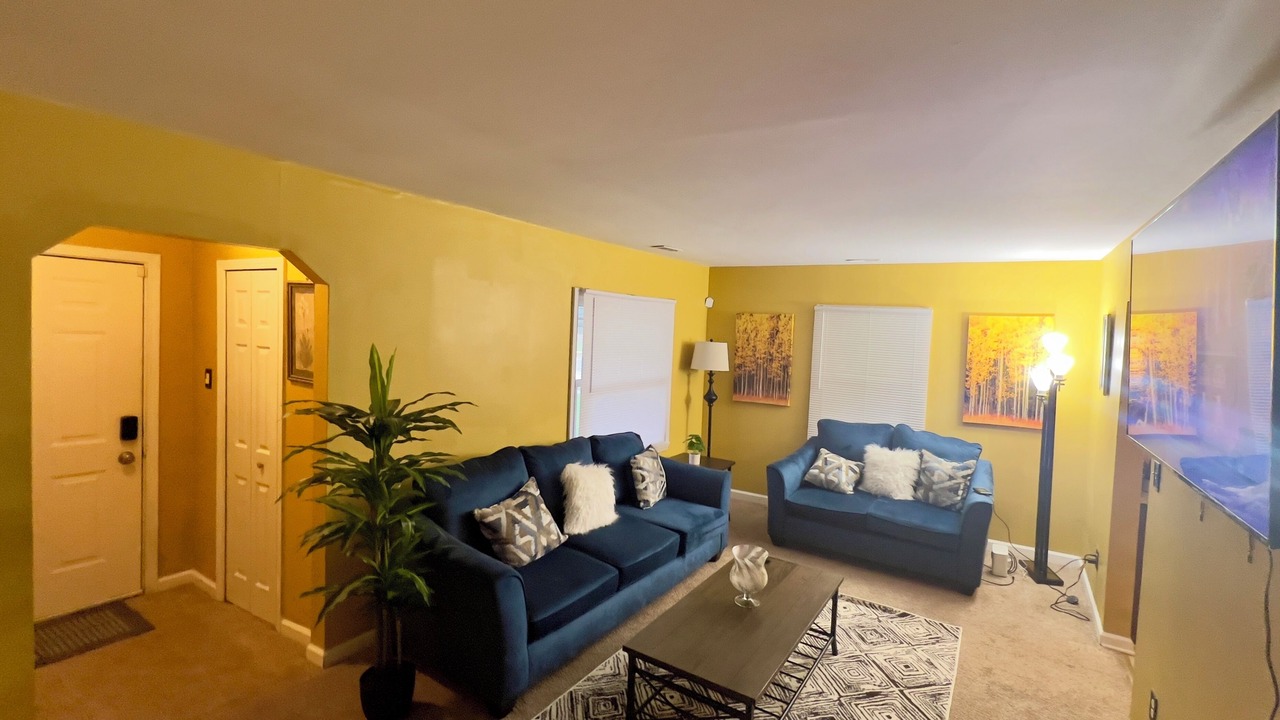 Photo of Livingroom in Mount Clemens