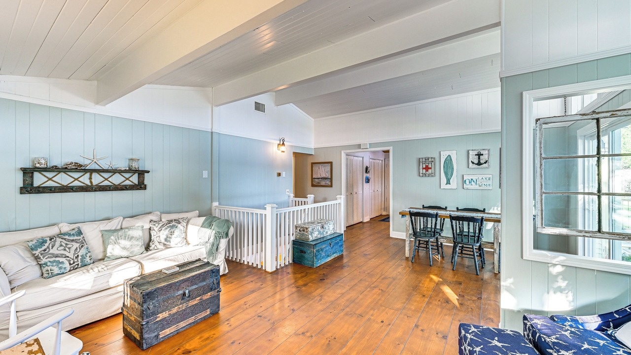 Photo of Livingroom in Three Rivers