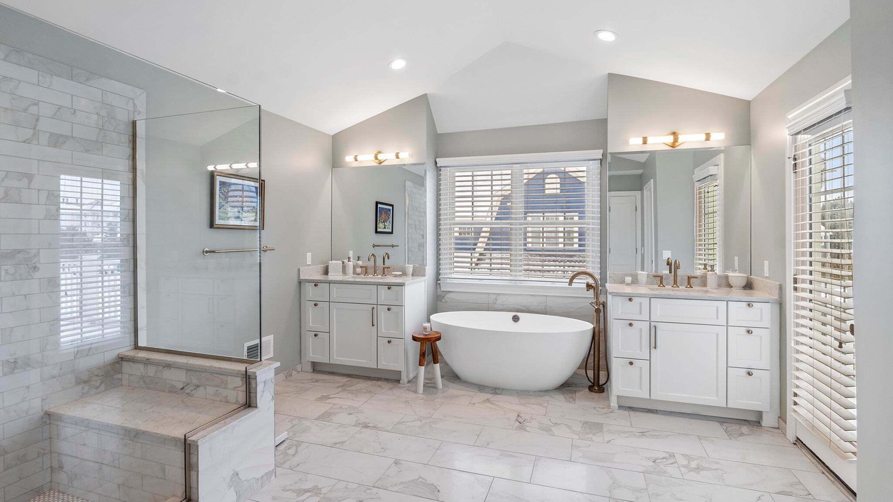 Photo of Bathroom in Bay Harbor