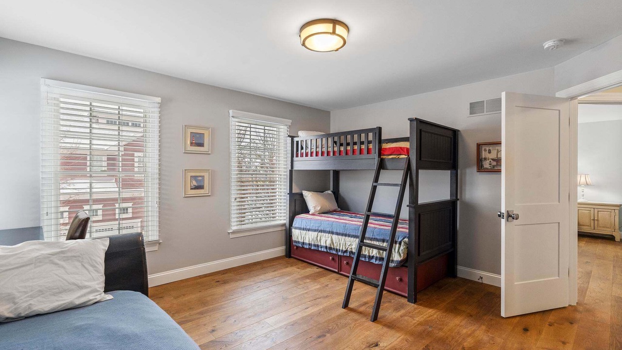 Photo of Bedroom in Bay Harbor