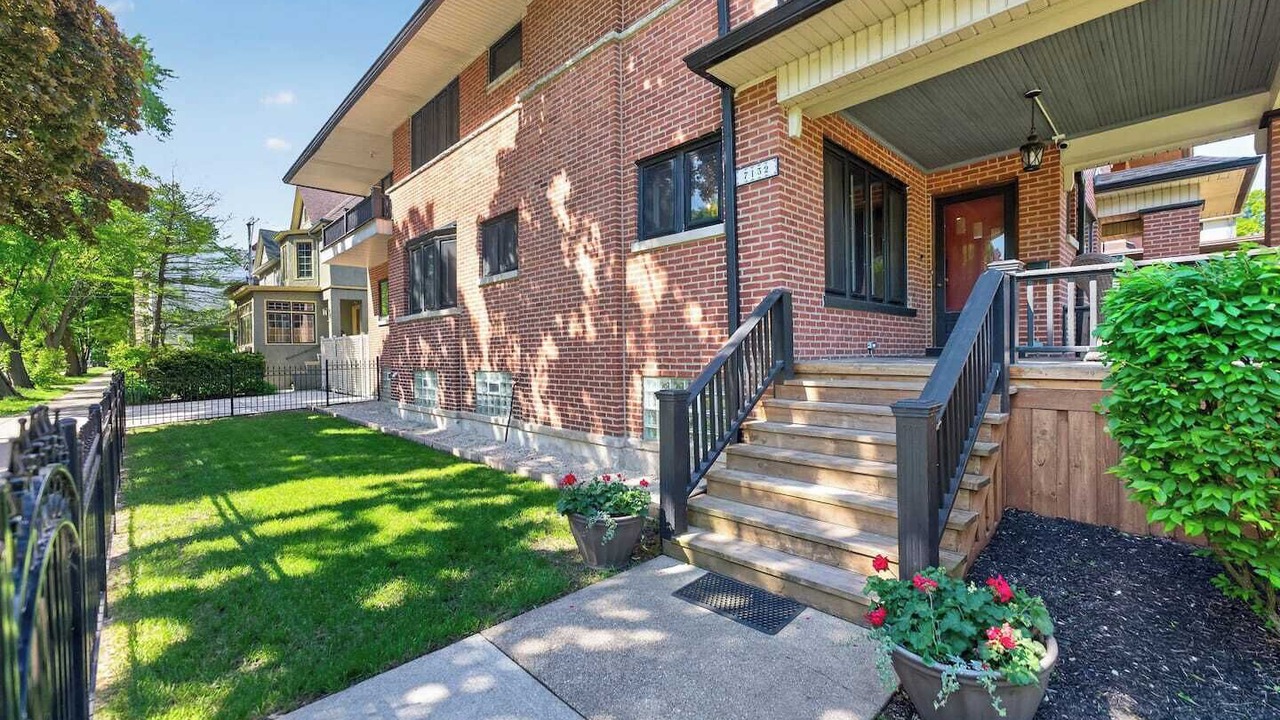 Photo of Outdoor in Rogers Park