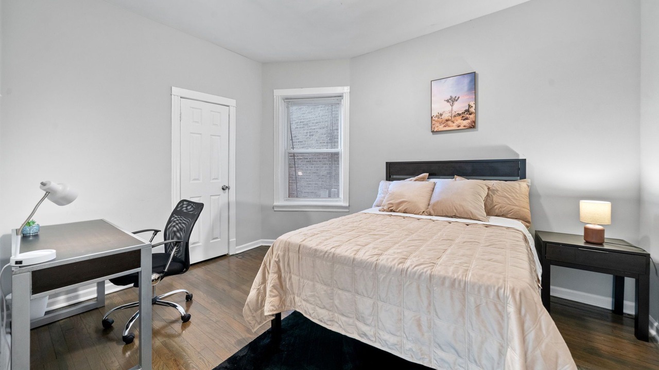 Photo of Bedroom in Woodlawn