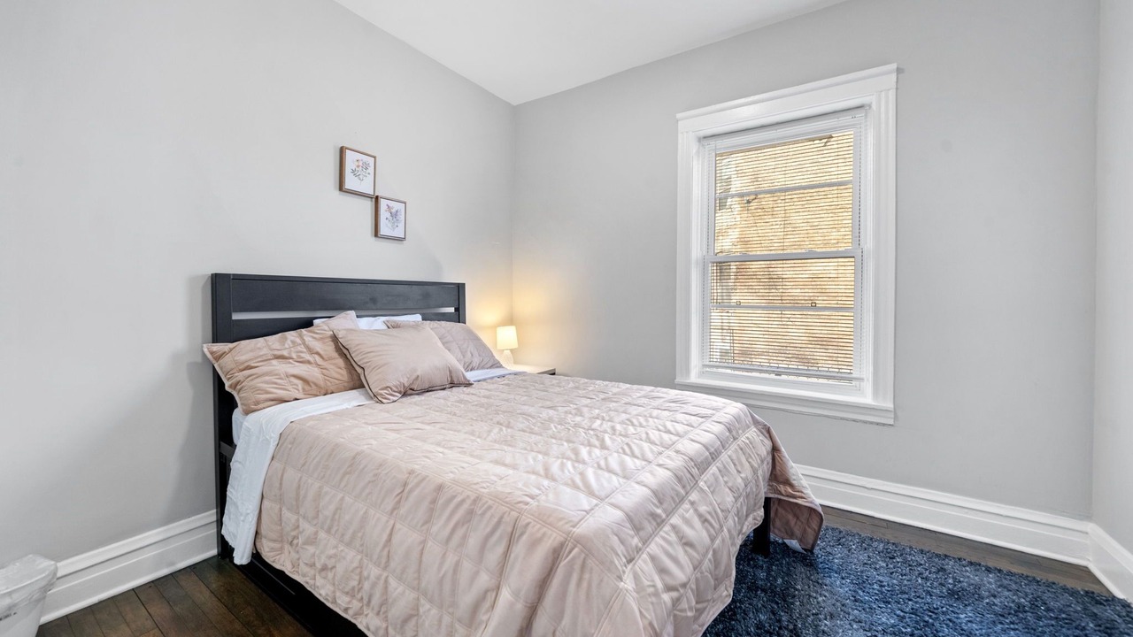 Photo of Bedroom in Woodlawn