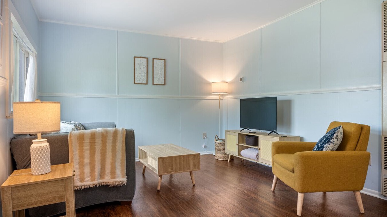 Photo of Livingroom in Whitmore Lake
