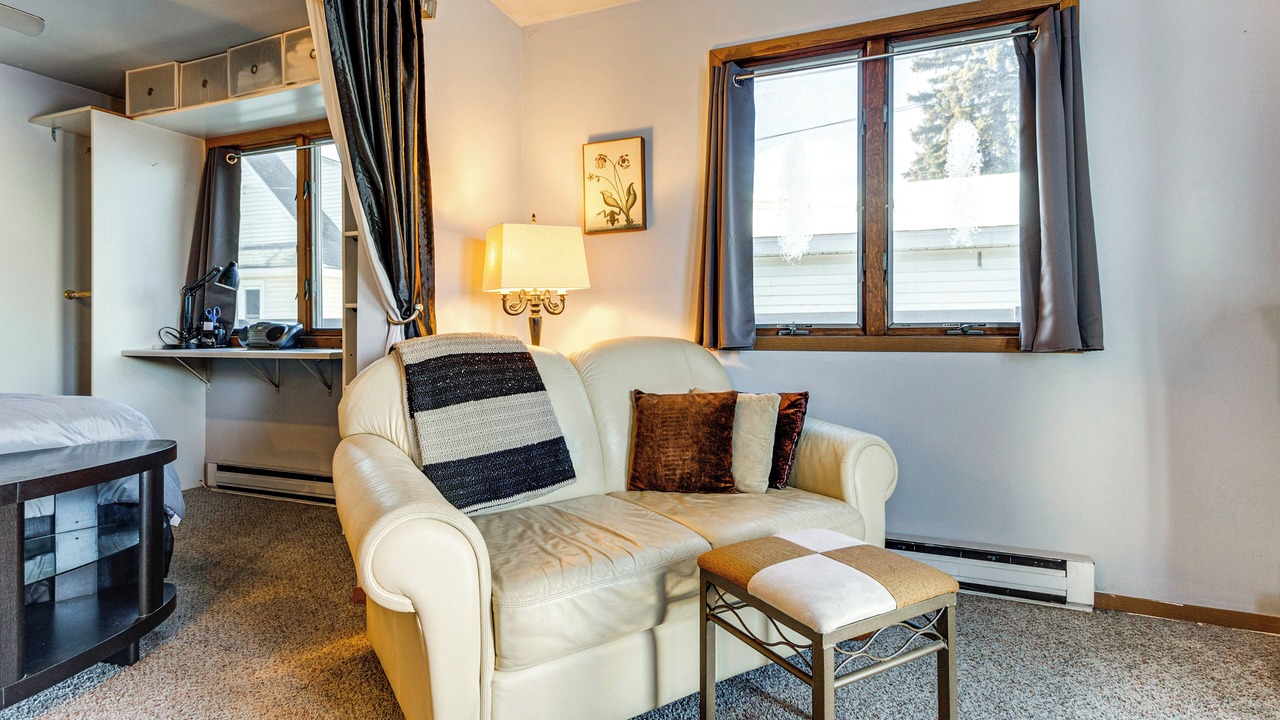 Photo of Livingroom in Neenah