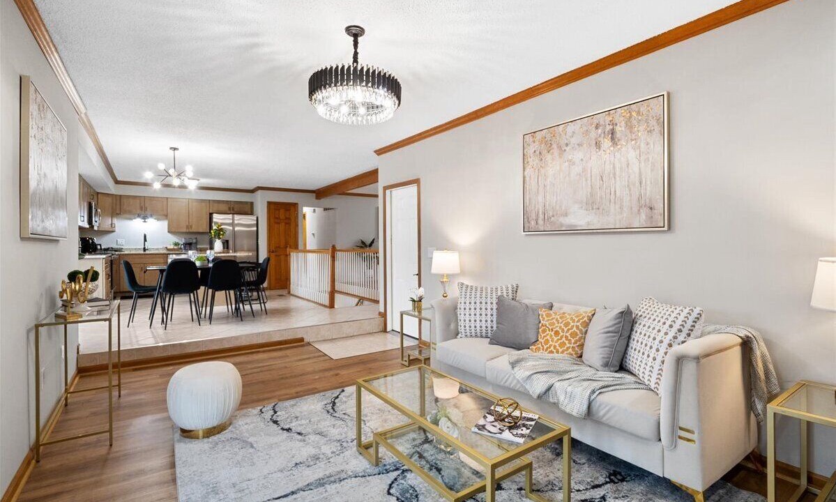 Photo of Livingroom in O'Fallon